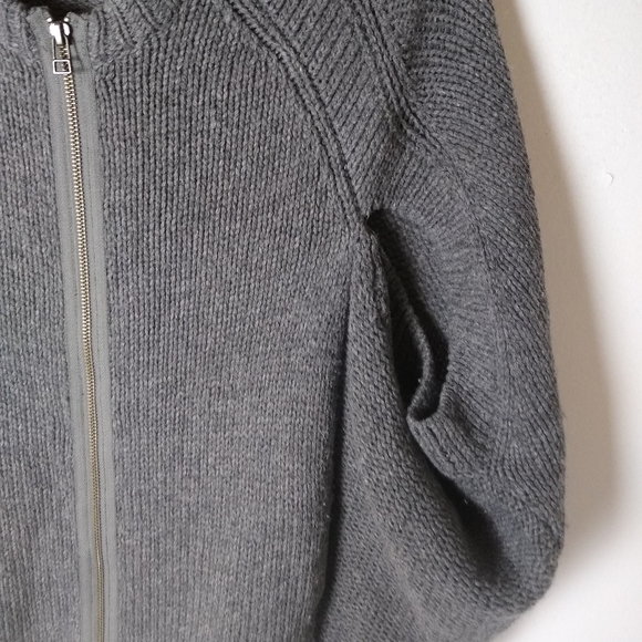 Sundance Size M Gray Cocoon Sweater Gray Lambswool Blend EUC - Picture 4 of 6